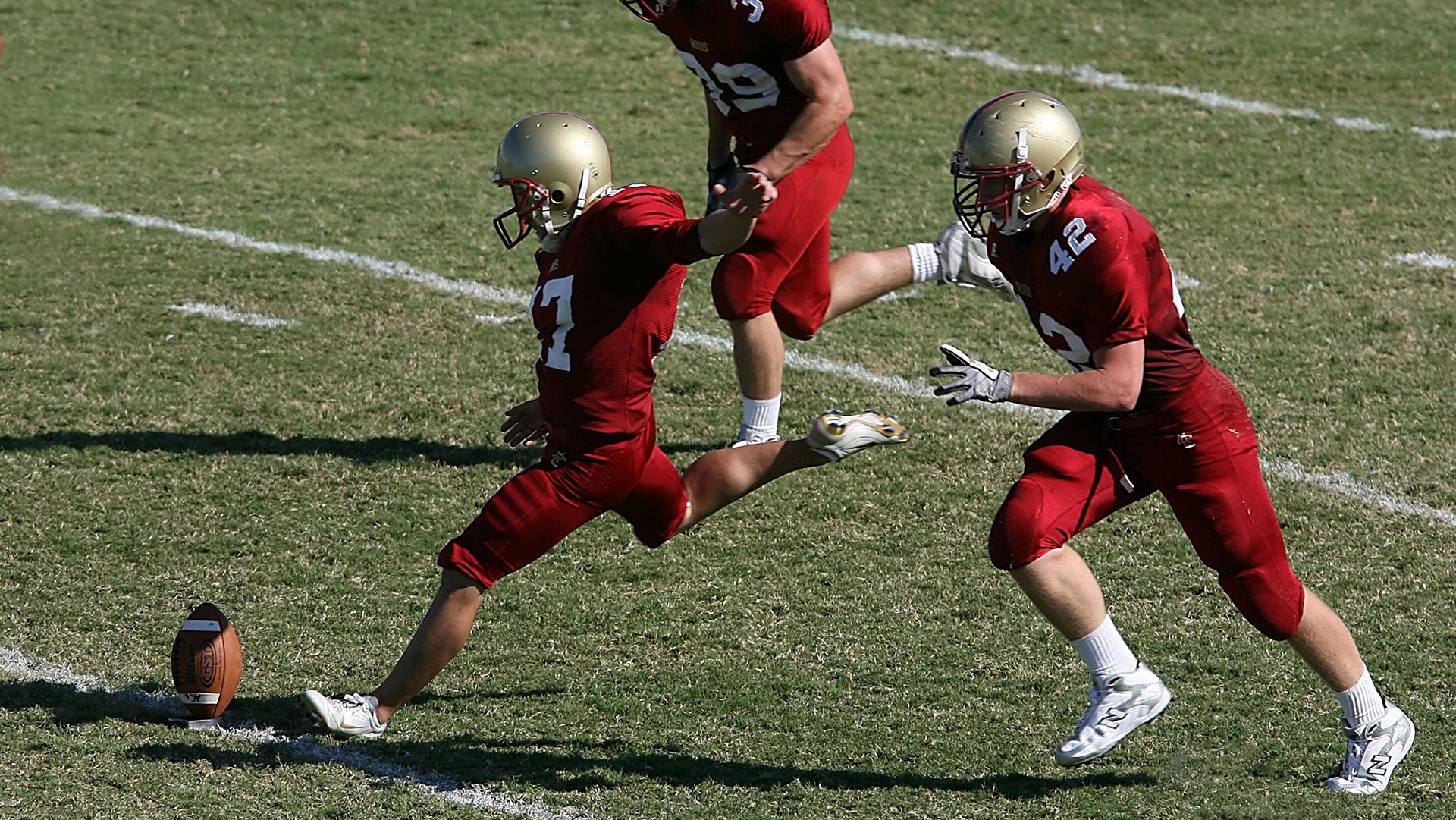 华体会官方网站登录-“费尔南多·比亚尔巴：美洲狮队进攻的心脏，未来无限可能”